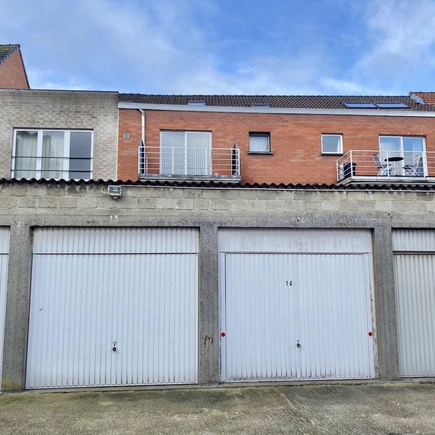 Lichtrijk appartement met 1 slpk, terras en garage* voor 715 EUR/mnd - Foto 1
