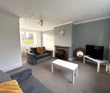 3 Bedroom Semi Detached To Let - Photo 2