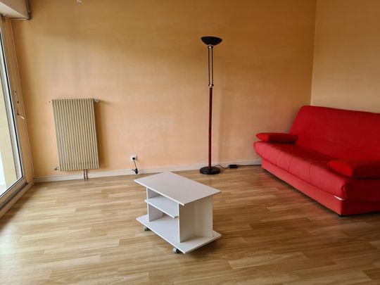 Location Appartement 1 pièce 31m² LE CREUSOT 71200 - Photo 1