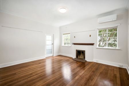 Located in the heart of Toorak - Photo 2