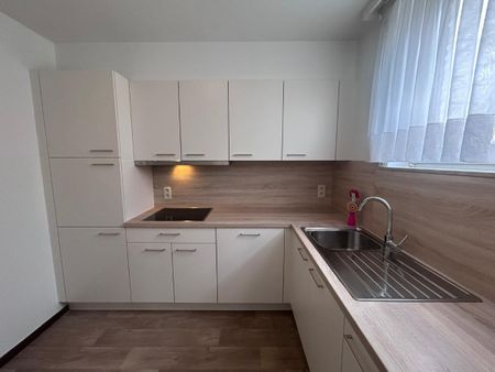 Appartement met 2 slpks in het centrum van Hasselt. - Photo 2