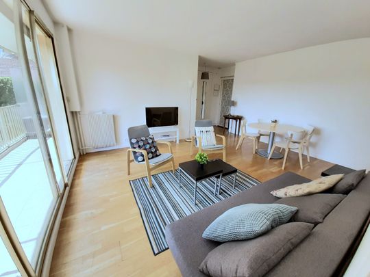 Appartement en location | Courbevoie - Photo 1