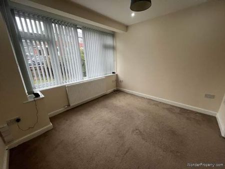 3 bedroom property to rent in Manchester - Photo 2