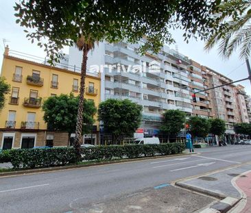 Piso de alquiler en Peris y Valero, Mont-Olivet - Photo 5