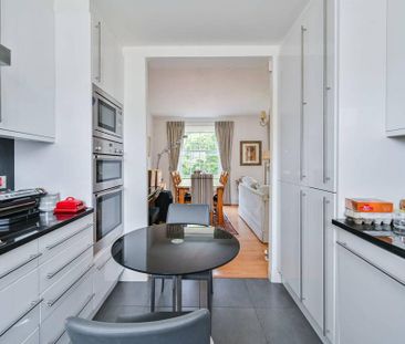 3 bedroom flat to rent - Photo 6