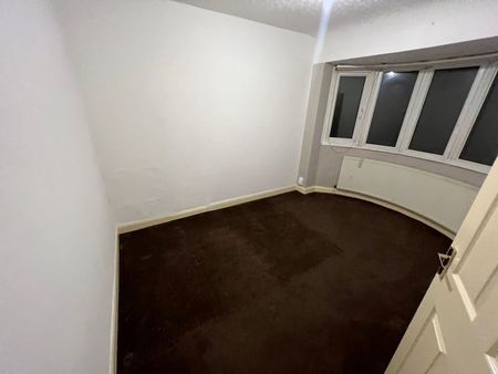 3 Bed Terraced House, Wensleydale Road, B42 - Photo 4