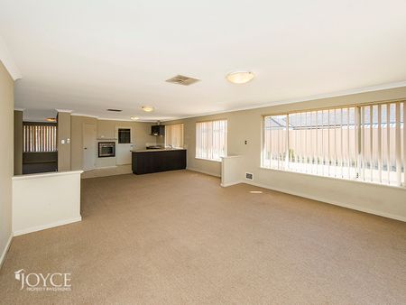 3 Kara Turn, Canning Vale WA 6155 - Photo 5