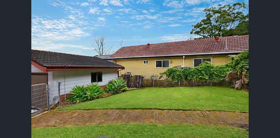 Double Shed with workshop! - Photo 2