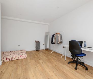 Studio to rent - Photo 6