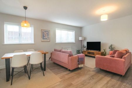 2 bedroom apartment to rent - Photo 3