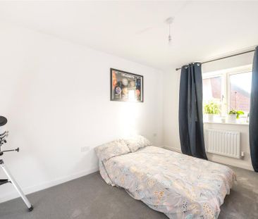 4 bedroom detached house to rent - Photo 4