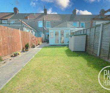 3 bedroom terraced house to rent - Photo 6