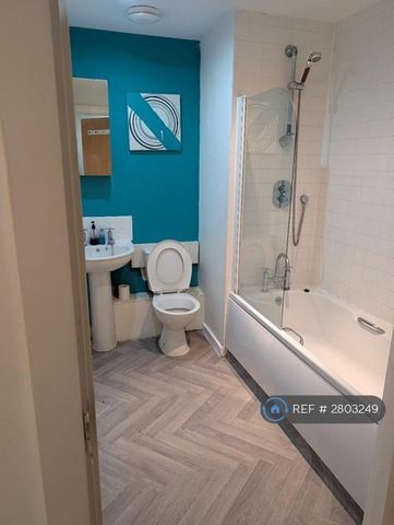 1 bedroom flat to rent - Photo 2