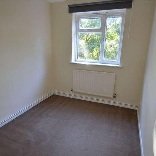 Partridge Knoll, Purley, CR8 - Photo 1