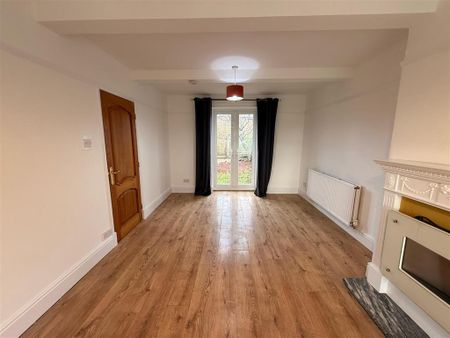 3 bedroom terraced house to rent - Photo 3