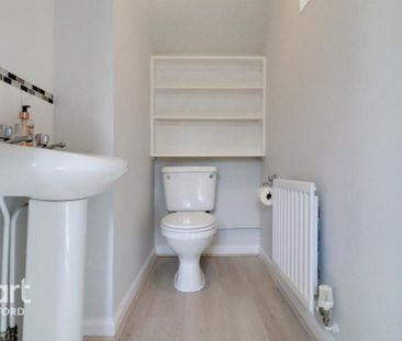 3 bedroom link detached house to rent - Photo 2