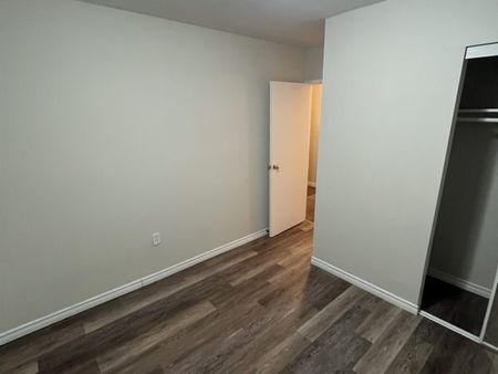 316 Westdale Ave, Unit 502, Kingston, ON - Photo 2
