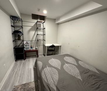 For Lease - 37 Halder Crescent, Markham, Ontario - Photo 2