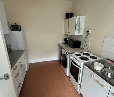 Gladstone Terrace - Photo 2