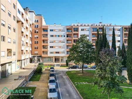 Arrendamento Apartamento T1 - Photo 2