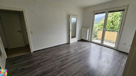 Schöne 2-Zimmerwohnung mit Frühstücksbalkon – unbefristeter Mietvertrag - Photo 3