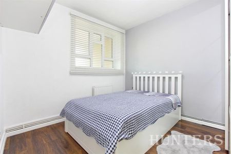 3 bedroom Flat To Let Total Size: 806 SQ FT - Photo 3