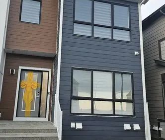 Brand new 4 Bedroom House with 2 car garage | Calgary - Photo 1