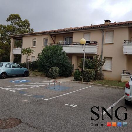 T2 AVEC BALCON ET PARKING - Photo 3