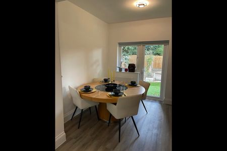 2 Bed Maisonette, Brenmead Place, NW11 - Photo 3