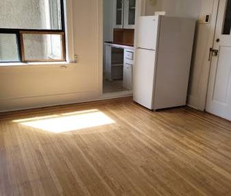 SOUTH GRAVILLE - Laurelhurst STUDIO - Photo 2