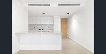 Exclusive Two-Bedroom Apartment with Entertainers Courtyard - Photo 5