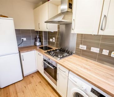 2 bedroom townhouse to rent - Photo 5