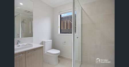 Easy living with modern comforts - Photo 5