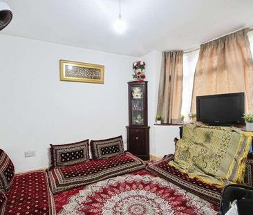 Princes Park Close, Hayes, UB3 - Photo 2