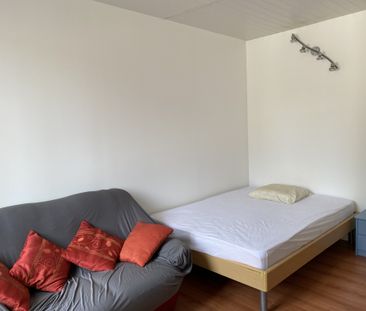 Location Appartement 1 pièce 28m² CASTELNAUDARY 11400 - Photo 3