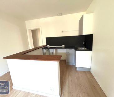 Location Appartement 2 pièces 43m² ST ETIENNE 42000 - Photo 2