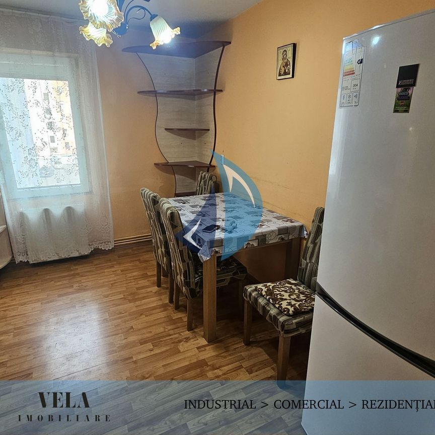 Apartament 4 camere, Tudor - Fotografie 1