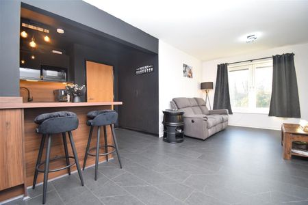 Dalefield Road, Normanton - Photo 2