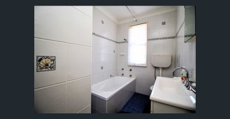 QUALITY HOME, WALK 190M TO SCHOOL ! - Photo 5