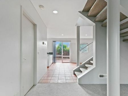 3 BEDROOM UNIT - Photo 4