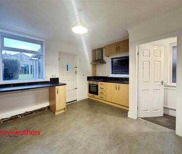 2 bedroom semi-detached house to rent - Photo 1