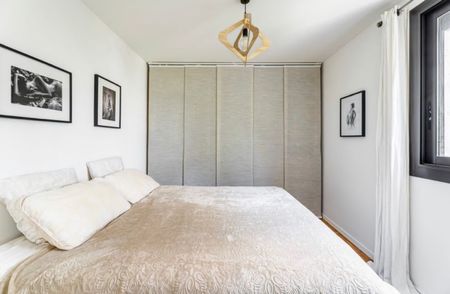 Location Appartement 3 pièces 72m² MARSEILLE 9ème - Photo 4