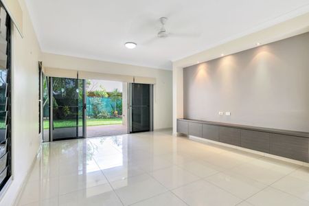 GREAT LOCATION - Photo 4