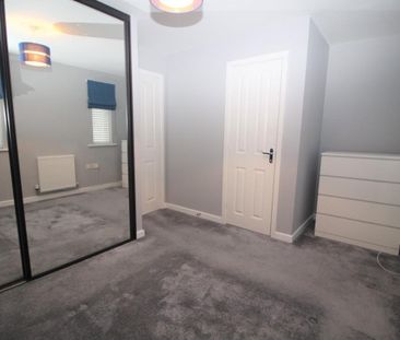 White Swan Close, Killingworth, Newcastle Upon Tyne - Photo 4