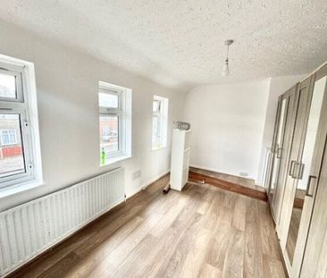 Hedgemans Road, Dagenham, RM9 6BX, Property for rent - Photo 3