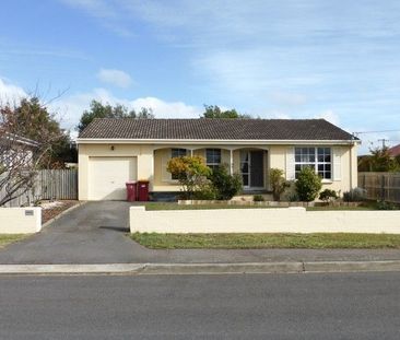 27 Henrietta Grove, West Launceston - Photo 5