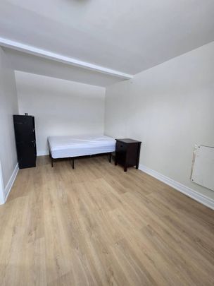 For Lease - 17 Darnborough Way Unit# BSMT, Toronto, Ontario - Photo 1