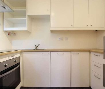 Somerset Gardens, London, N17 - Photo 6