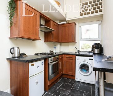 studio to rent London, SE26 - Photo 2