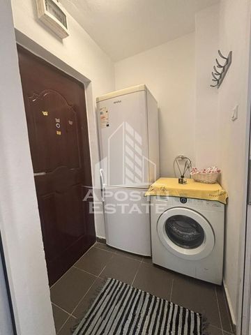 Garsoniera cu bucătărie separată de dormitor, Zona UMT - Fotografie 5